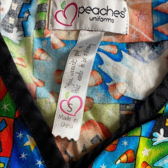 Scrub 5 tops bundle - Picture 3 of 12